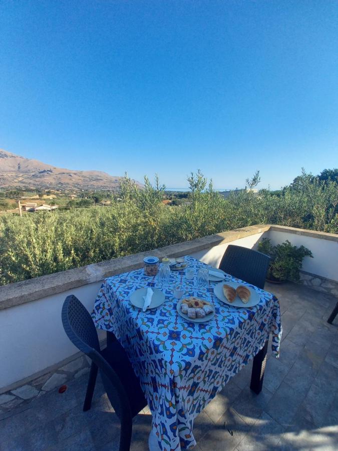 Bed and Breakfast Ibiscus à Castellammare del Golfo Extérieur photo