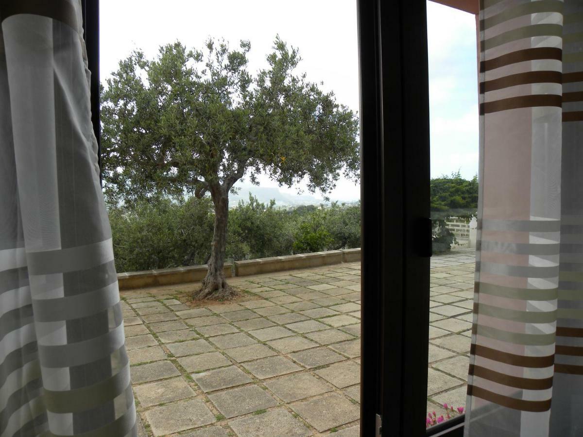 Bed and Breakfast Ibiscus à Castellammare del Golfo Extérieur photo