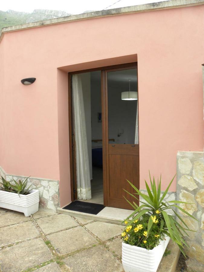 Bed and Breakfast Ibiscus à Castellammare del Golfo Extérieur photo