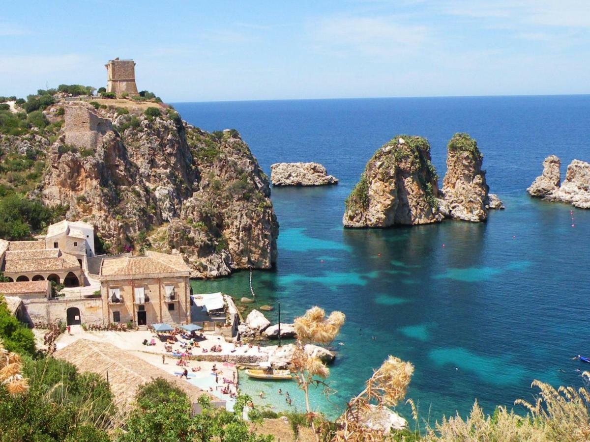 Bed and Breakfast Ibiscus à Castellammare del Golfo Extérieur photo